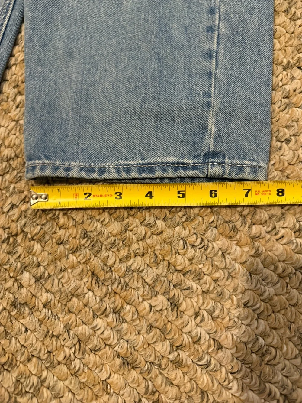 Levis relaxed straight
